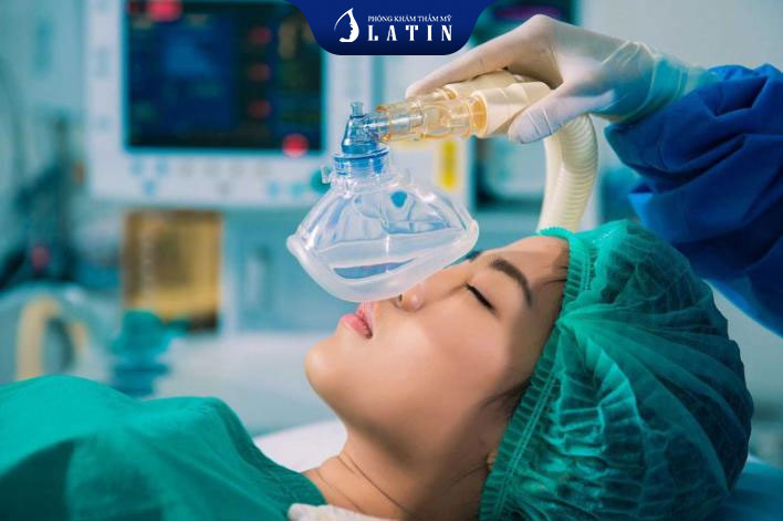 Nâng mũi gây mê hay gây tê